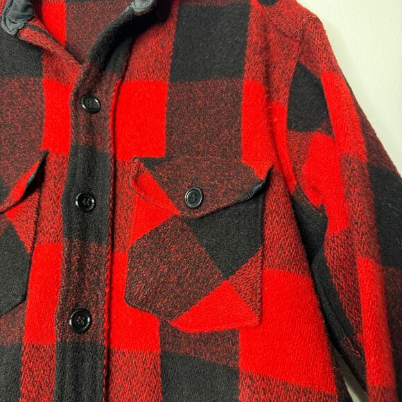 Vtg 60s Woolrich Buffalo Plaid Wool Jacket Shirt Red Black USA Small Shacket - Picture 4 of 7